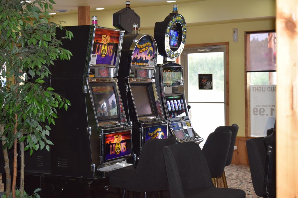 Station Bunkhouse And Gambling Hall Deadwood