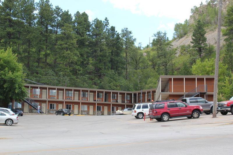 Motel Station Bunkhouse And Gambling Hall Deadwood
